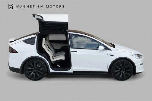 Pearl White Multi-Coat 2022 Tesla Model X Plaid Tri Motor All-Wheel Drive