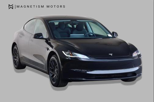 BLACK 2025 Tesla Model 3 Long Range