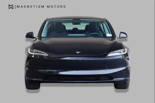 BLACK 2025 Tesla Model 3 Long Range