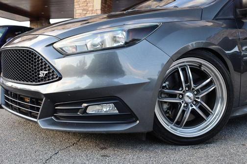 2016 Ford Focus ST ST