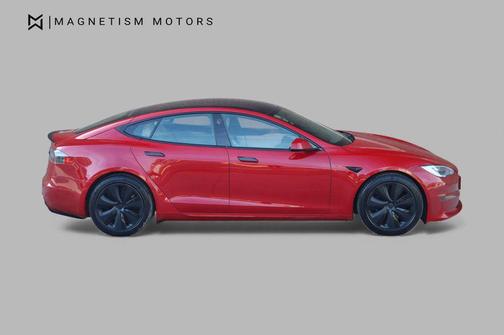 2021 Tesla Model S Plaid