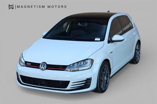 2015 Volkswagen Golf GTI 2.0T SE w/Performance Package 4-Door