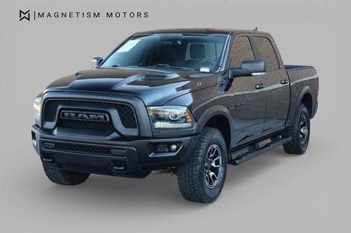 Brilliant Black Crystal Pearlcoat 2017 RAM 1500 Rebel