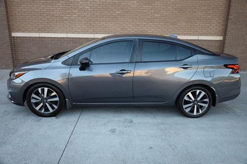2020 Nissan Versa 1.6 S