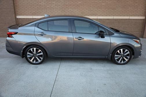 2020 Nissan Versa 1.6 S