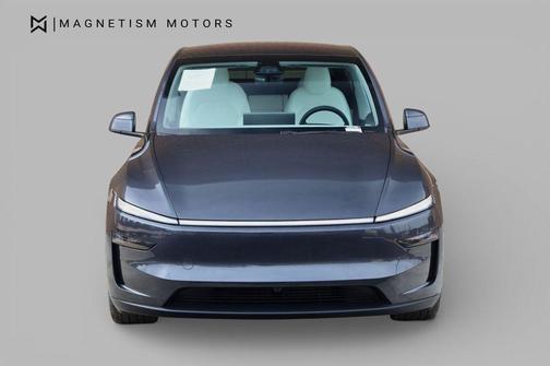 2026 Tesla Model Y Premium Rear-Wheel Drive