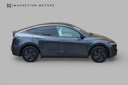 2026 Tesla Model Y Premium Rear-Wheel Drive