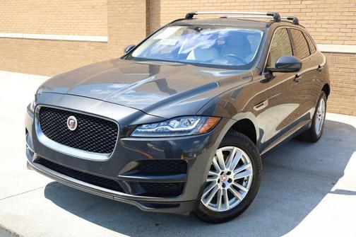 2017 Jaguar F-PACE 35t Prestige