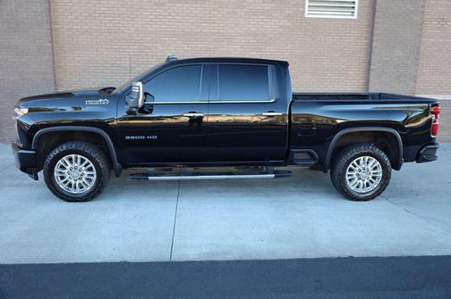 2022 Chevrolet Silverado 3500 High Country