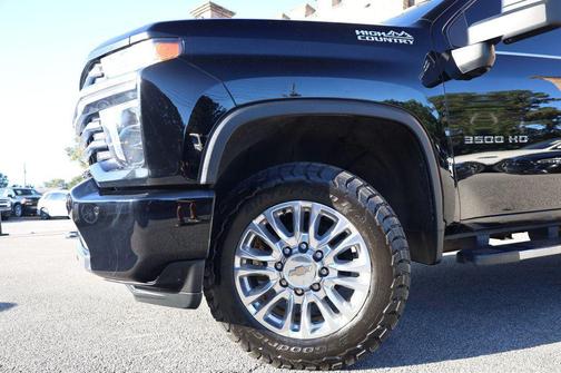 2022 Chevrolet Silverado 3500 High Country