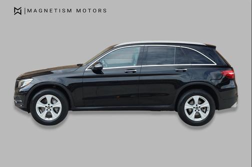 BLACK 2018 Mercedes-Benz GLC 300 4MATIC