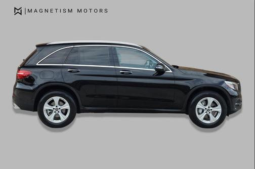 BLACK 2018 Mercedes-Benz GLC 300 4MATIC
