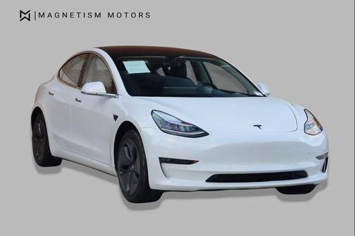 Pearl White Multi-Coat 2018 Tesla Model 3 Long Range