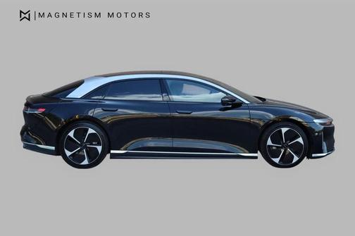 Infinite Black Metallic 2023 Lucid Air Touring