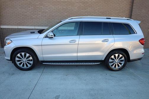 2017 Mercedes-Benz GLS 450 4MATIC