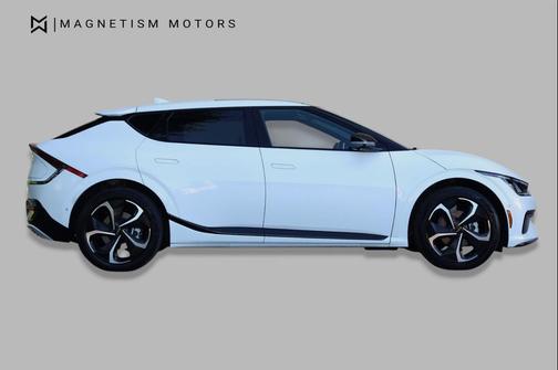 Snow White Pearl 2022 Kia EV6 GT-Line