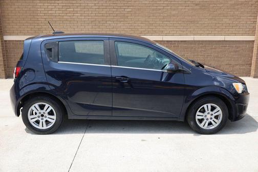 2016 Chevrolet Sonic LT