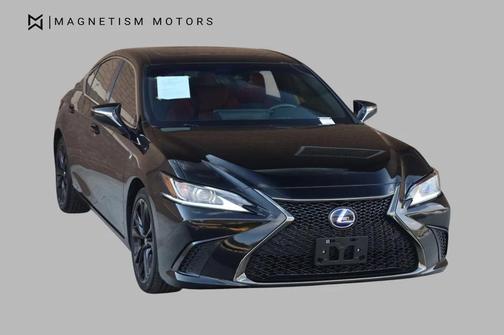 Obsidian 2022 Lexus ES 300h F SPORT