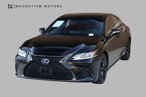 Obsidian 2022 Lexus ES 300h F SPORT