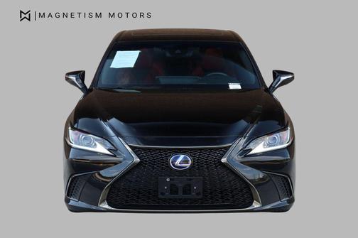 Obsidian 2022 Lexus ES 300h F SPORT