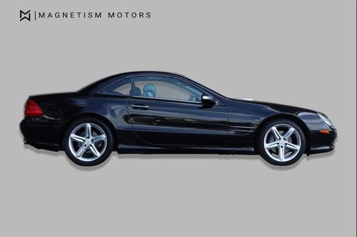 BLACK 2005 Mercedes-Benz SL-Class SL500 2dr Roadster 5.0L