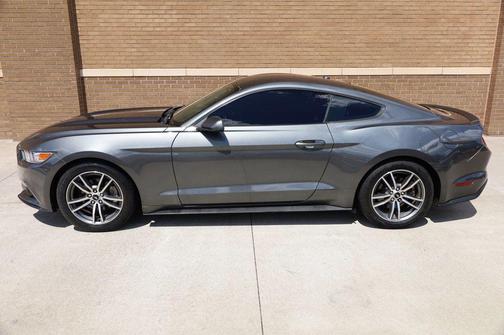 2015 Ford Mustang EcoBoost Premium