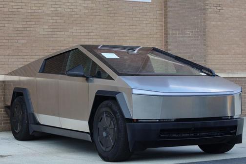 Stainless Steel Exoskeleton 2026 Tesla Cybertruck Premium All-Wheel Drive