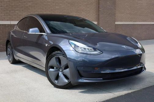 2019 Tesla Model 3 Standard Range Plus