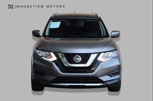Gun Metallic 2019 Nissan Rogue SV
