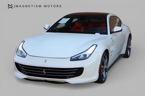Bianco Italia 2017 Ferrari GTC4Lusso V12