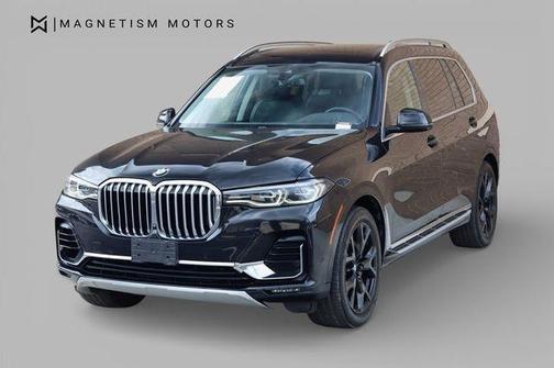 Black Sapphire Metallic 2020 BMW X7 xDrive40i