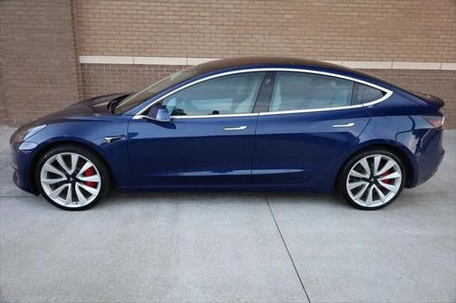 2018 Tesla Model 3 Performance