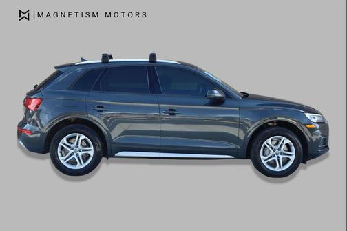 Manhattan Gray Metallic 2018 Audi Q5 2.0T Premium
