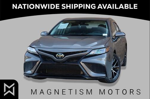 Predawn Gray Mica 2022 Toyota Camry SE