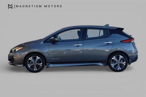 Gun Metallic 2018 Nissan Leaf SV