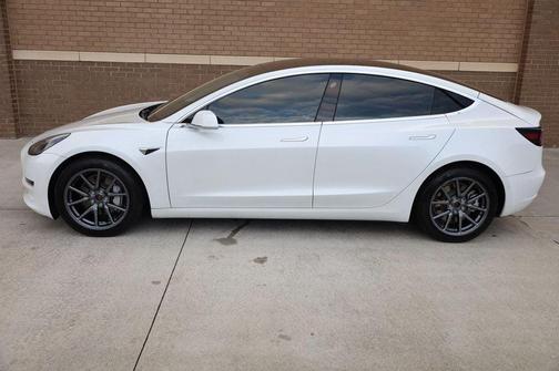 2020 Tesla Model 3 Long Range
