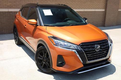 2023 Nissan Kicks SR