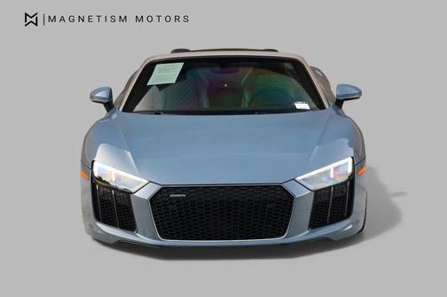 Kemora Gray Metallic 2020 Audi R8 V10 quattro S tronic