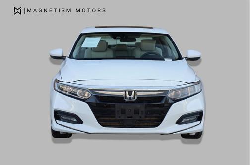 Platinum White Pearl 2018 Honda Accord EX