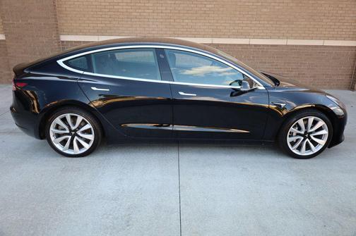 2020 Tesla Model 3 Long Range