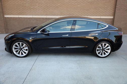 2020 Tesla Model 3 Long Range