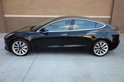 2020 Tesla Model 3 Long Range