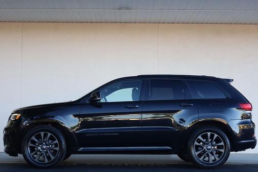 Diamond Black Crystal Pearlcoat 2018 Jeep Grand Cherokee High Altitude