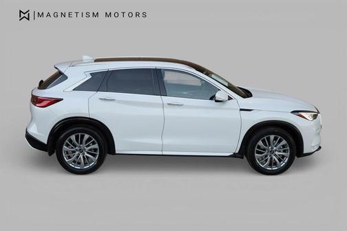 Radiant White 2023 INFINITI QX50 LUXE