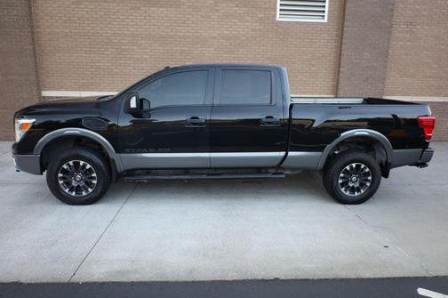 2017 Nissan Titan XD PRO-4X