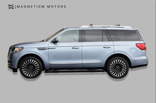 Chroma Crystal Blue Metallic 2019 Lincoln Navigator Black Label