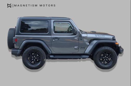 Granite Crystal Metallic Clearcoat 2021 Jeep Wrangler Willys
