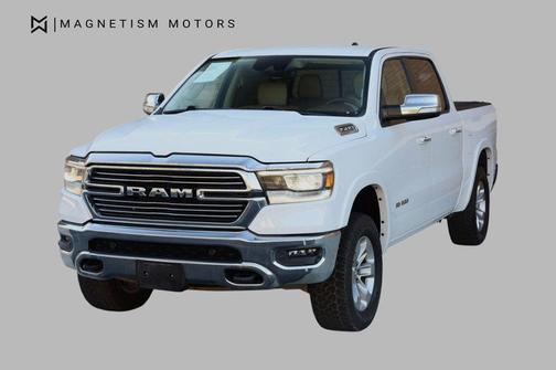 Bright White Clearcoat 2022 RAM 1500 Laramie