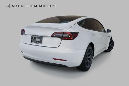 2020 Tesla Model 3 Standard Range Plus