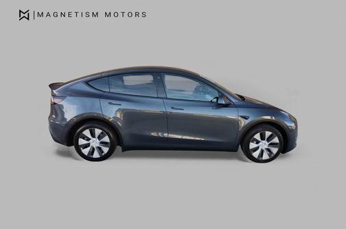 2023 Tesla Model Y Long Range AWD